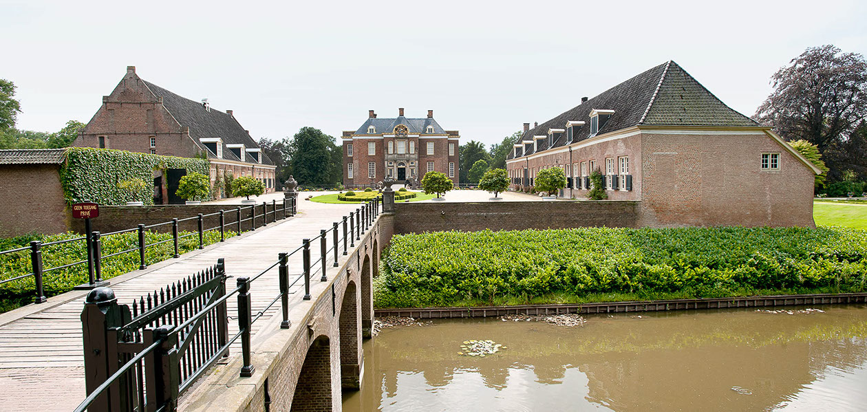 De Steeg, Kasteel Middachten